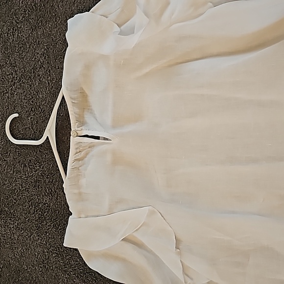 Beautiful White Linen Top Size S - Picture 3 of 3